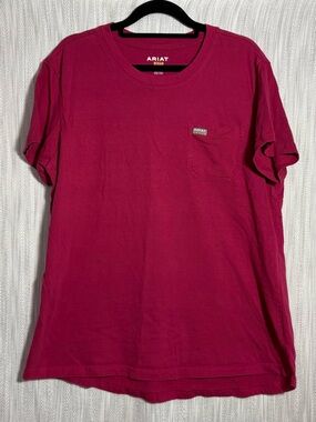 Ariat Short Sleeve Pocket Tee in Berry Red